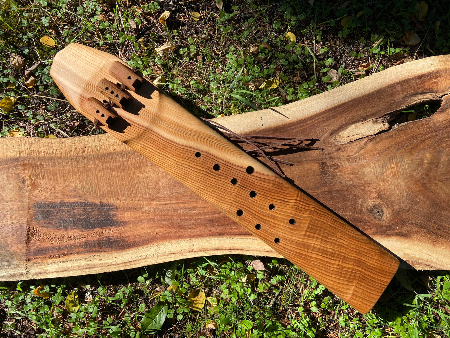 F# Minor Triple Drone Cedar